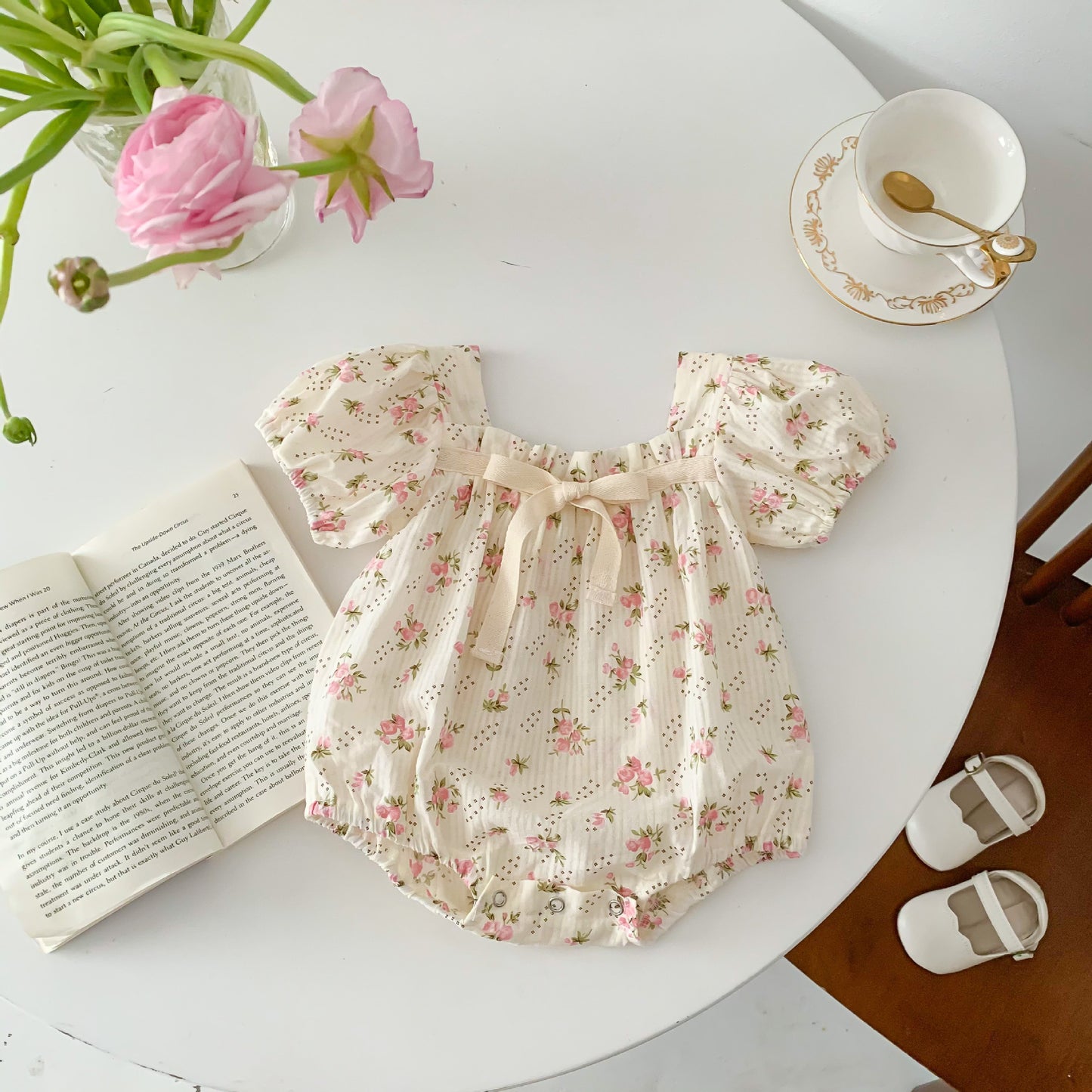 Small Floral Bow Baby Girl Bubble Sleeve Harness Crawl Clothes - MomiDream