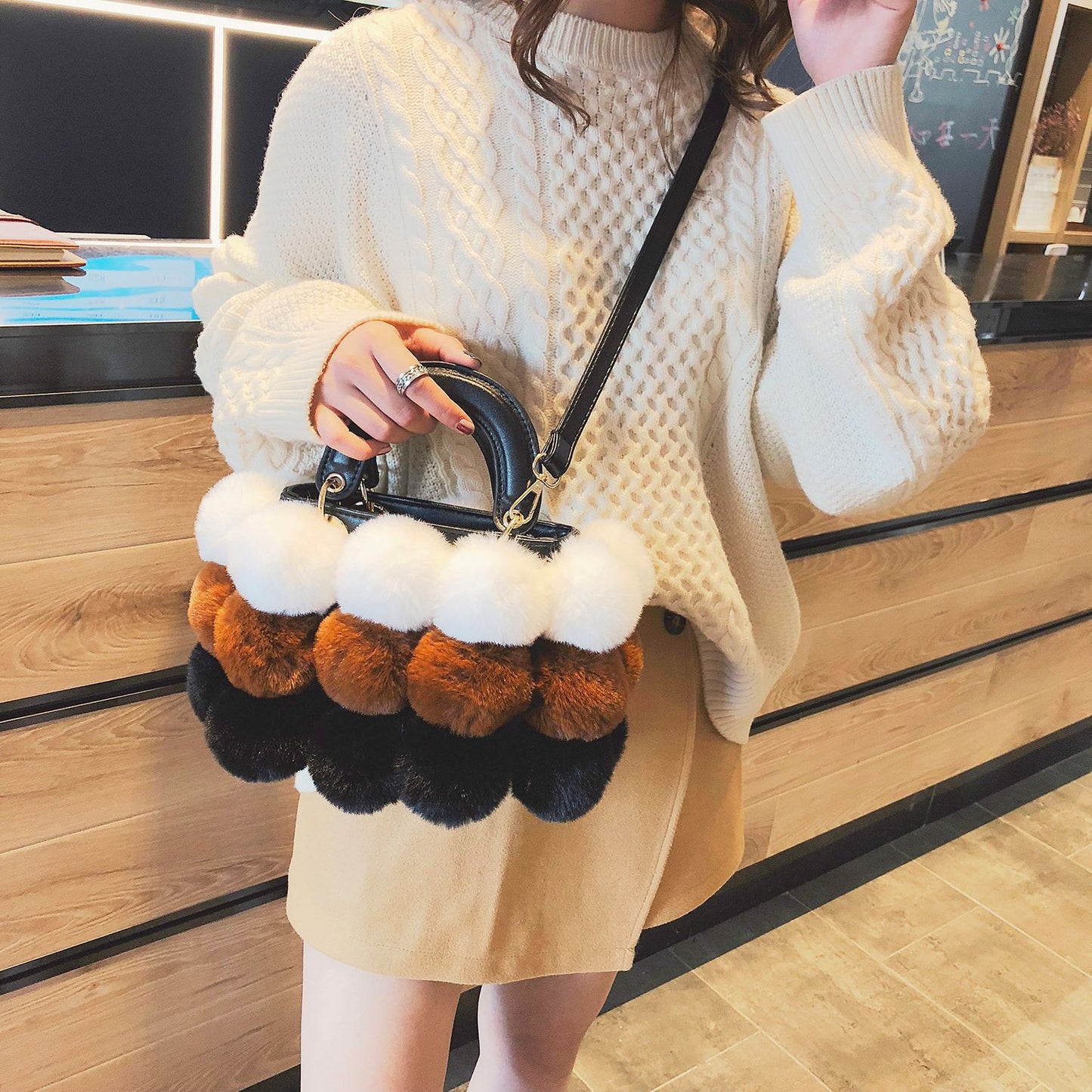 Plush Handbags Winter Plush Shoulder Bag Handbag Trend Messenger Bag - MomiDream